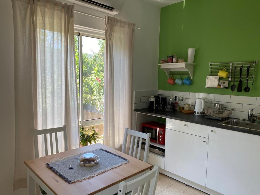 Maple'S Place - אירוח מייפל Rosh Piná Exterior foto